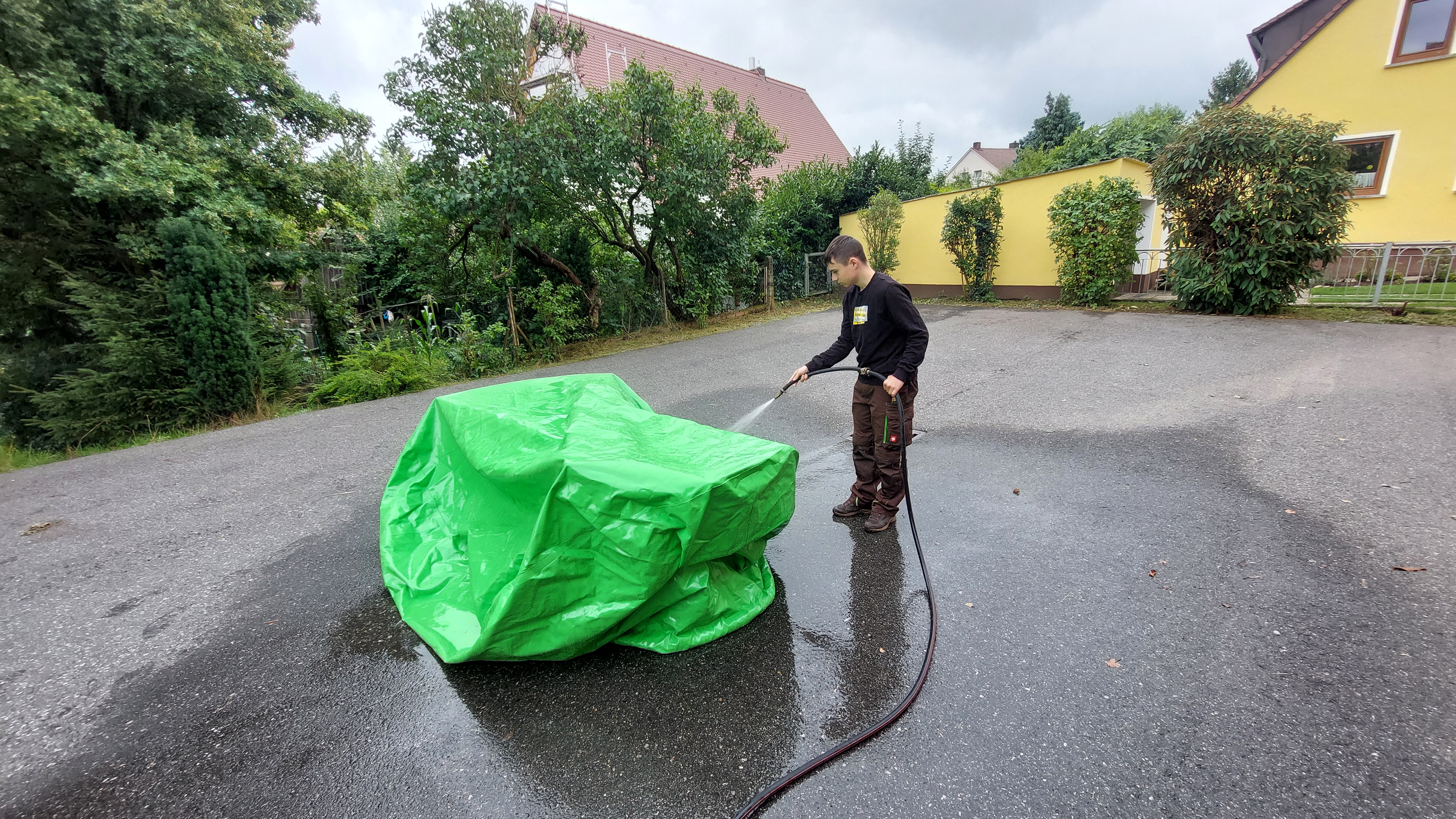 Nachbereitung und Reinigung des Faltbehälters
